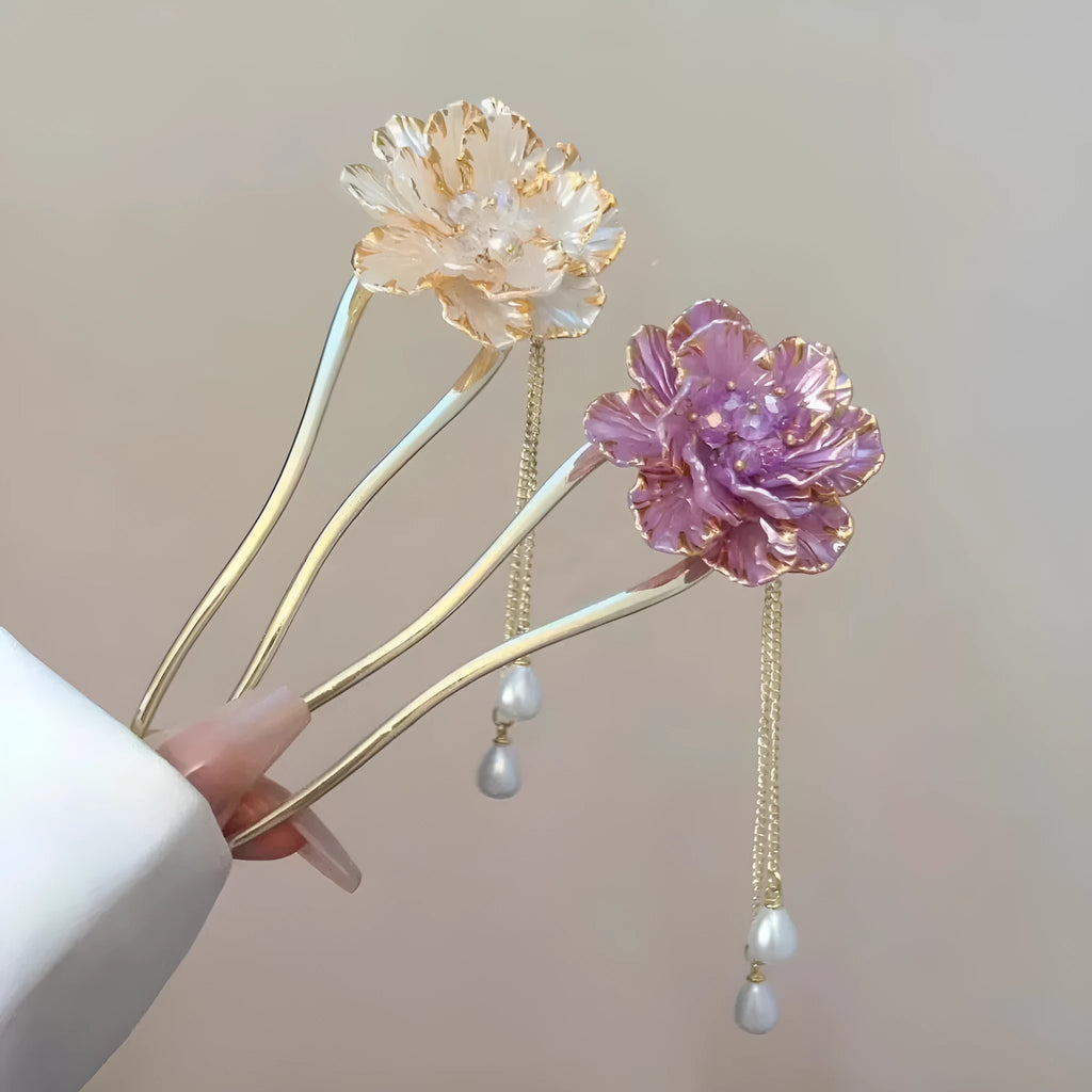 Purple and white retro U-shaped hairpin with peony flower and tassel decorations