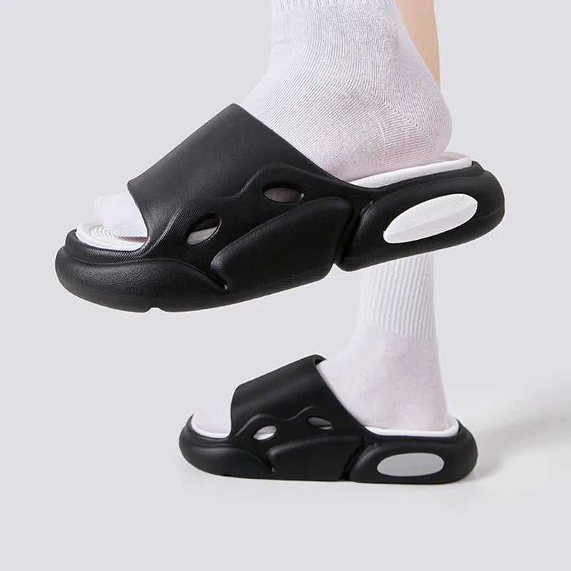 Two-colour couple slippers with thick EVA soles in pink purple, white green, and black white combinations