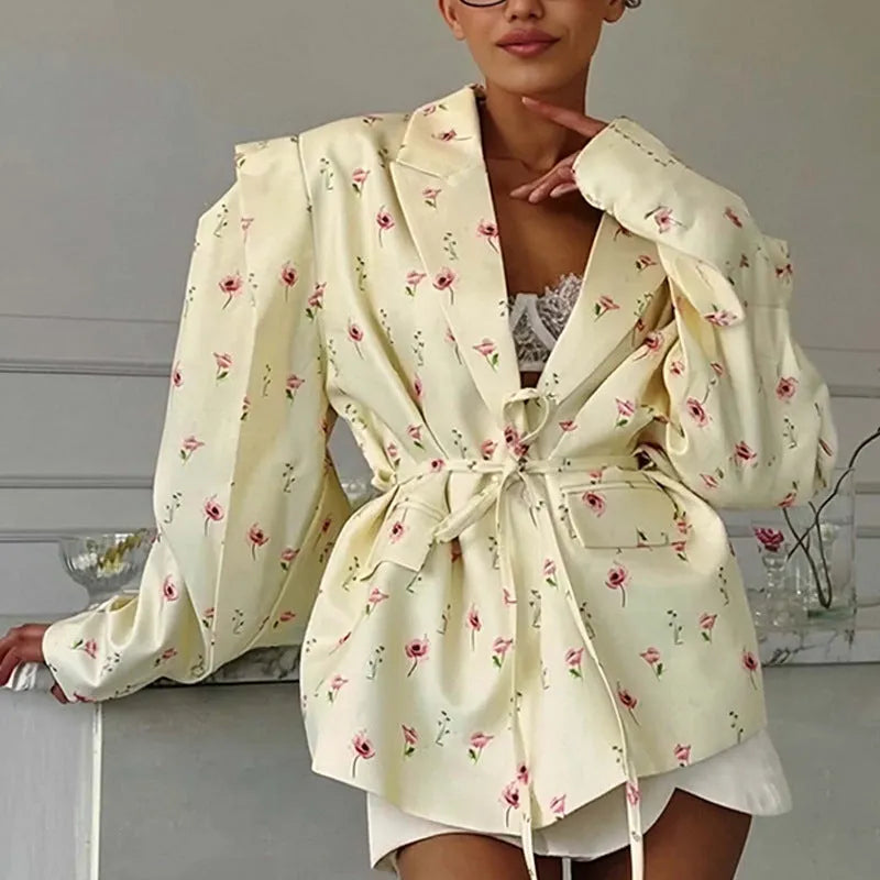 Women's collar suit jacket with front lace-up waist design in polyester fabric