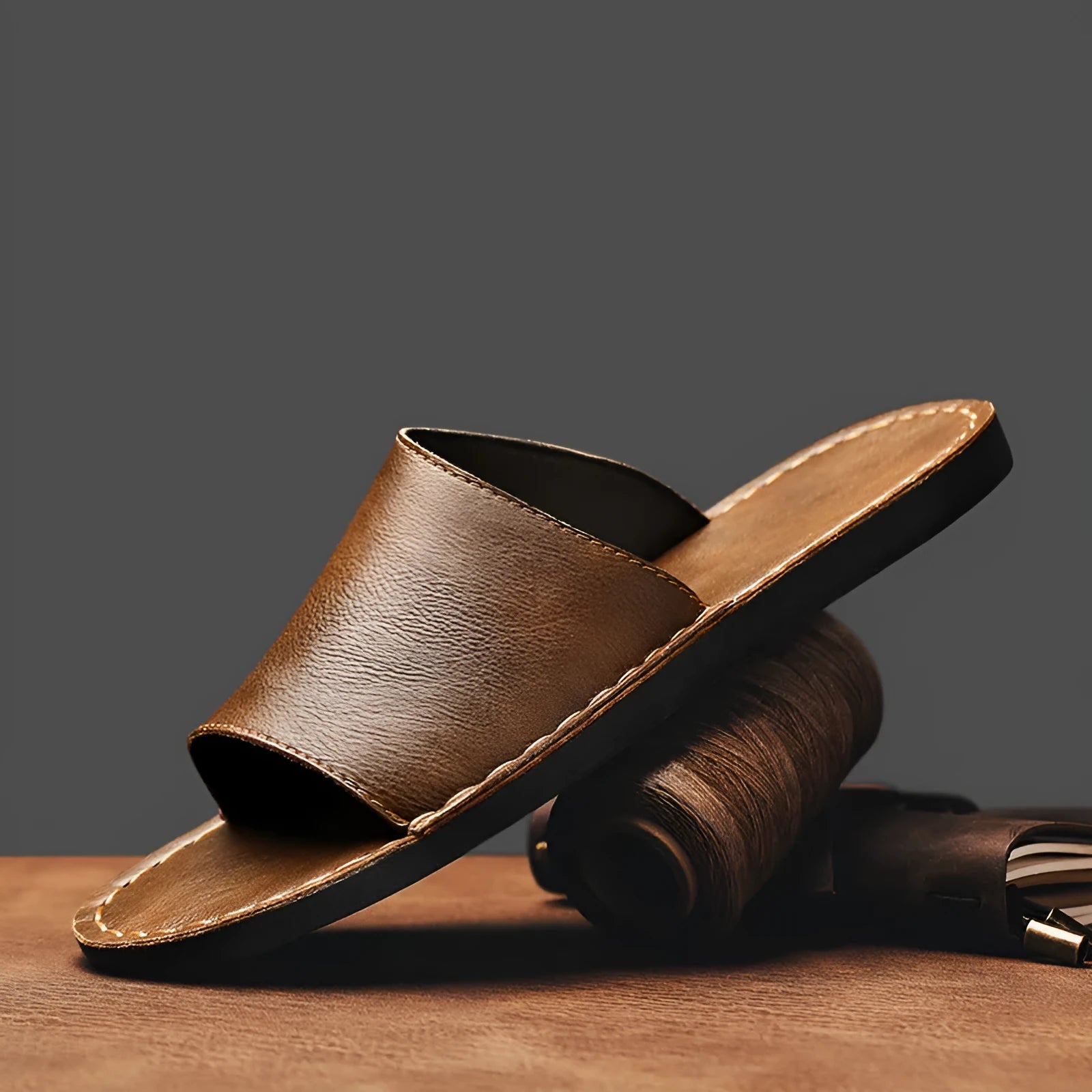 Men's brown leather casual sandals with a rubber sole for summer wear.