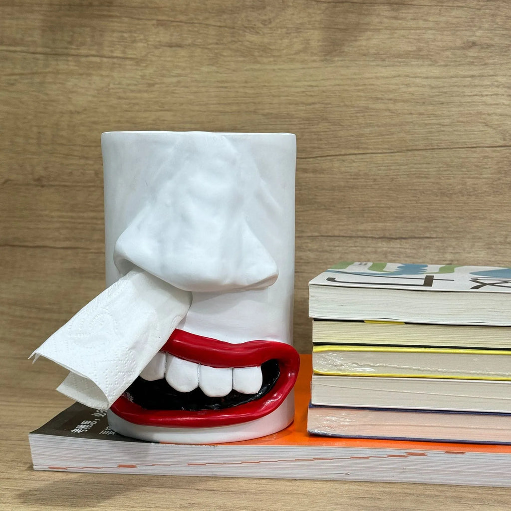 Colourful American-style resin tissue box holder desktop ornament measuring 8.5 by 14.6 centimetres.