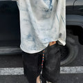 Korean style loose fit solid colour t-shirt with short sleeves and round neck.