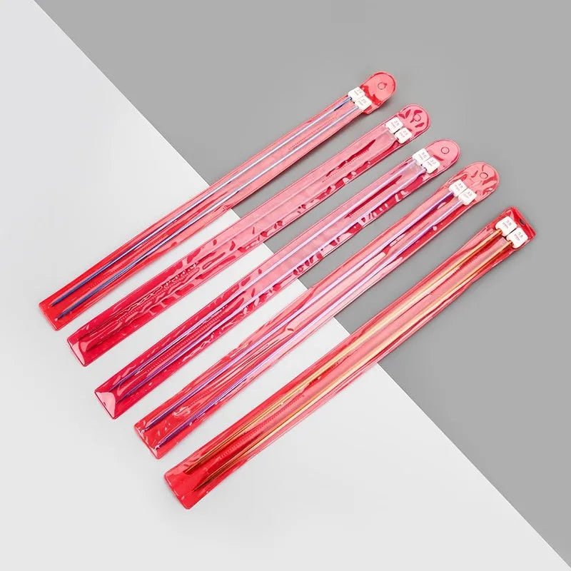 Complete set of aluminium crochet hooks in sizes 2.0mm to 10.0mm with protective caps