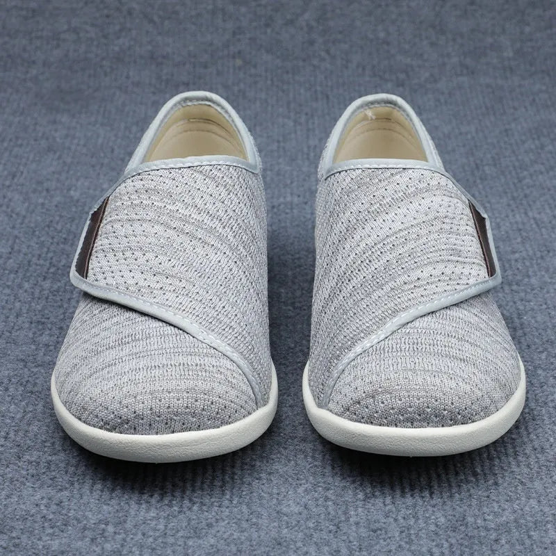 Beige widening leisure shoes with Velcro fastening and a round toe