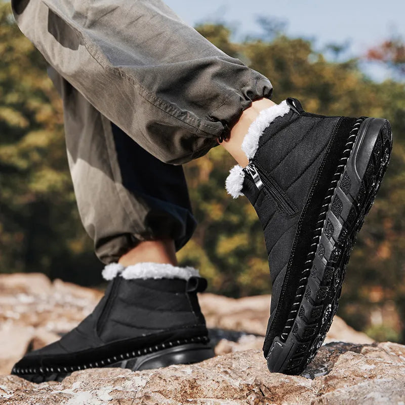 Men's plus size snow boots in black colour with round toe and non-slip rubber sole