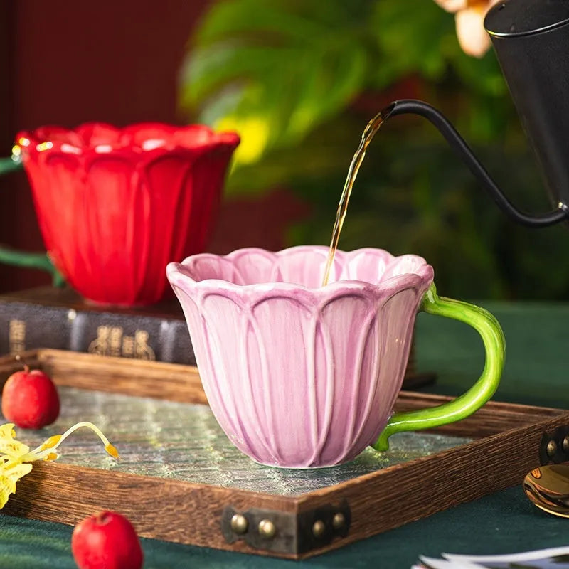Ceramic breakfast cup with pastoral household flower pattern design in 500ml capacity