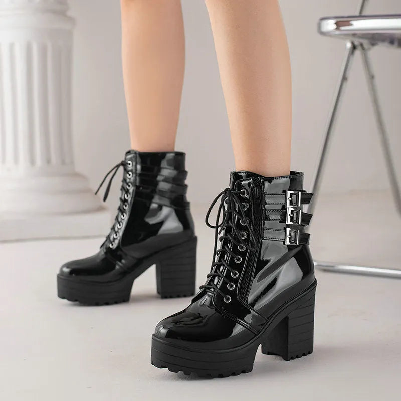 Women's black thick heel short boots with lace-up front and round toe