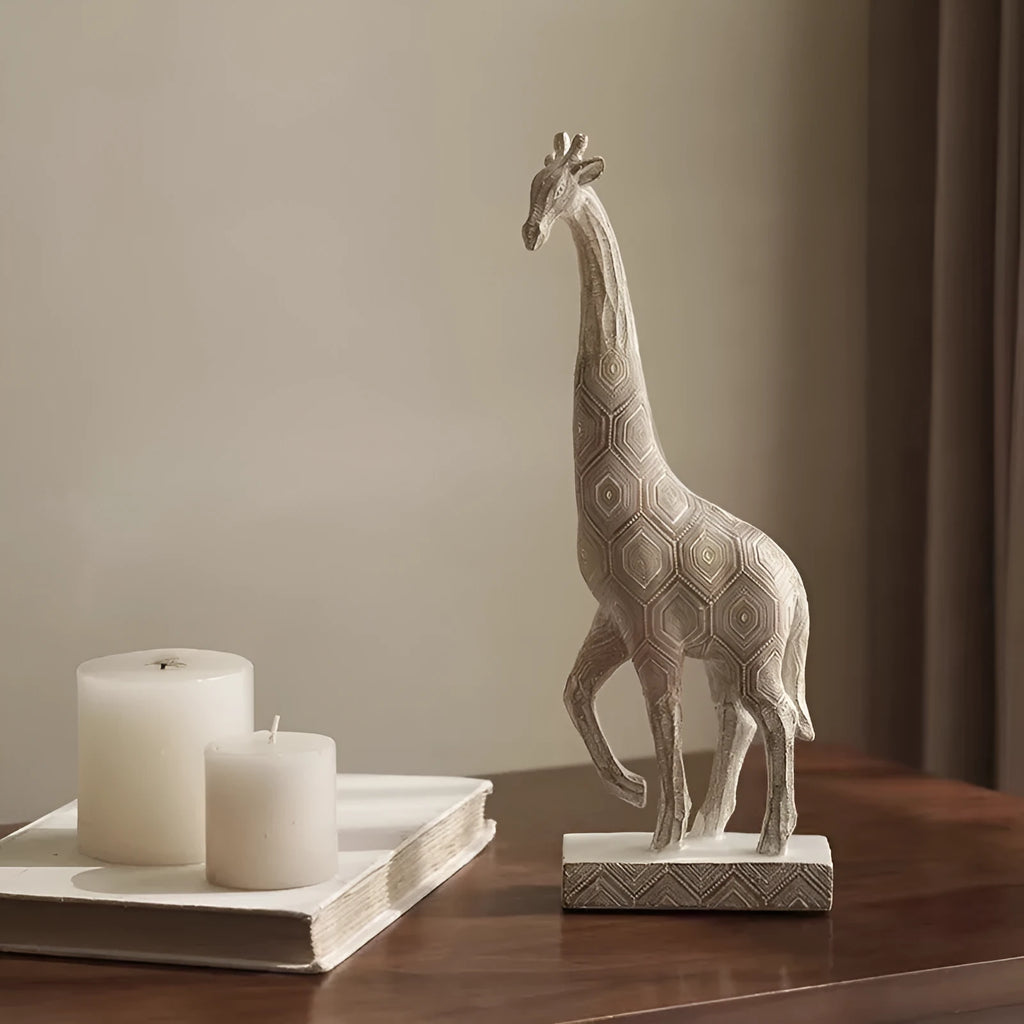 Wood-coloured European style synthetic resin giraffe decoration figurine.