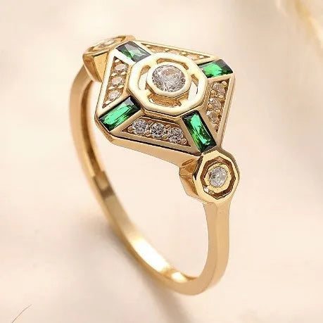 Square-cut emerald green ins style fashion ring for women on a white background.