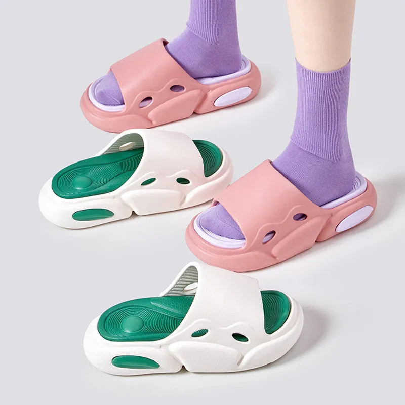 Two-colour couple slippers with thick EVA soles in pink purple, white green, and black white combinations