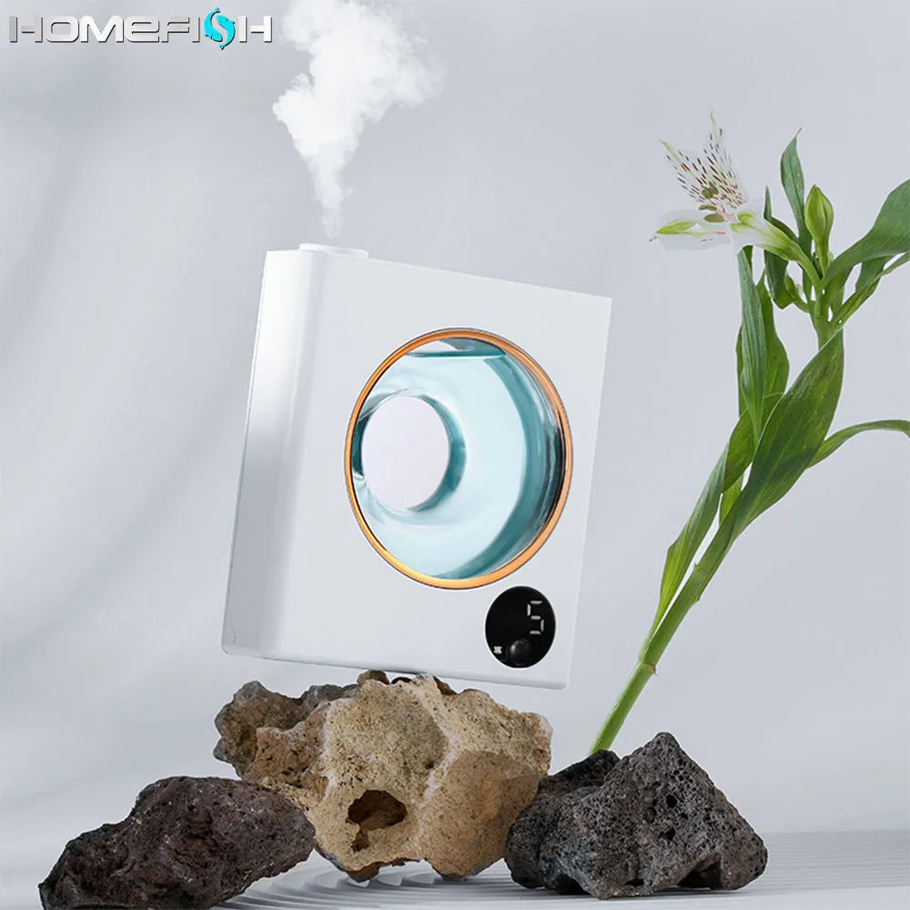 White wall-mounted automatic aromatherapy machine with USB charging port.