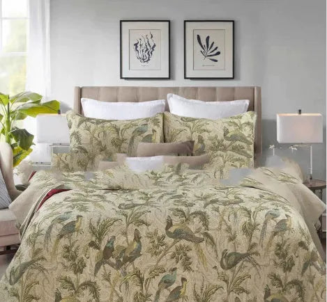 Blue cotton bedspread with floral patterns and quilted texture in American style bedding set