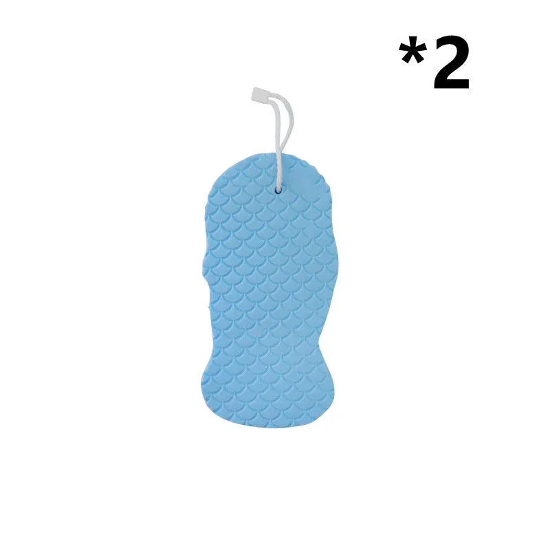 3D fish scale pattern bath sponge in white, grey, pink or light blue colours for gentle body exfoliation