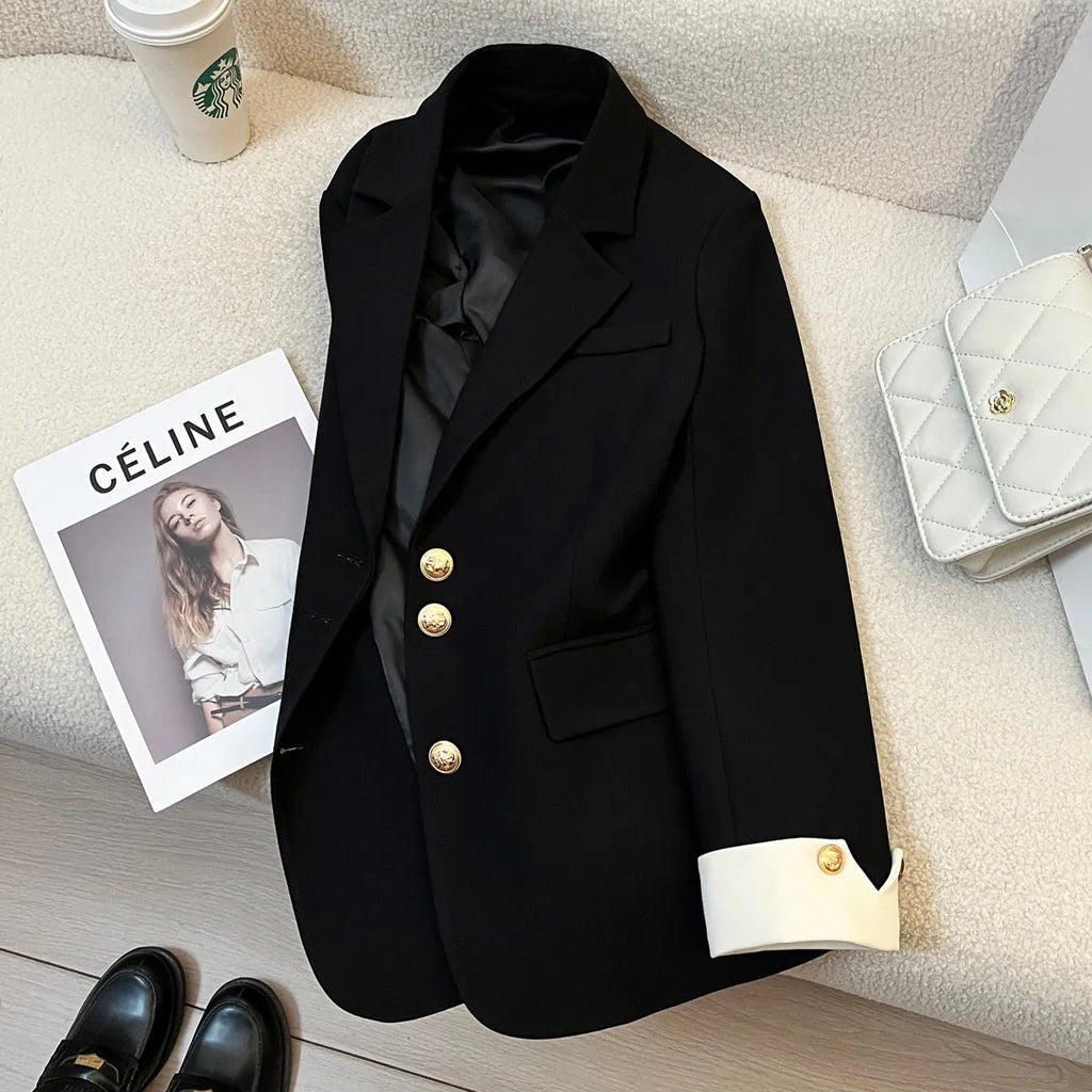 Women's loose fit Korean-style coat in milky white with pockets and long sleeves