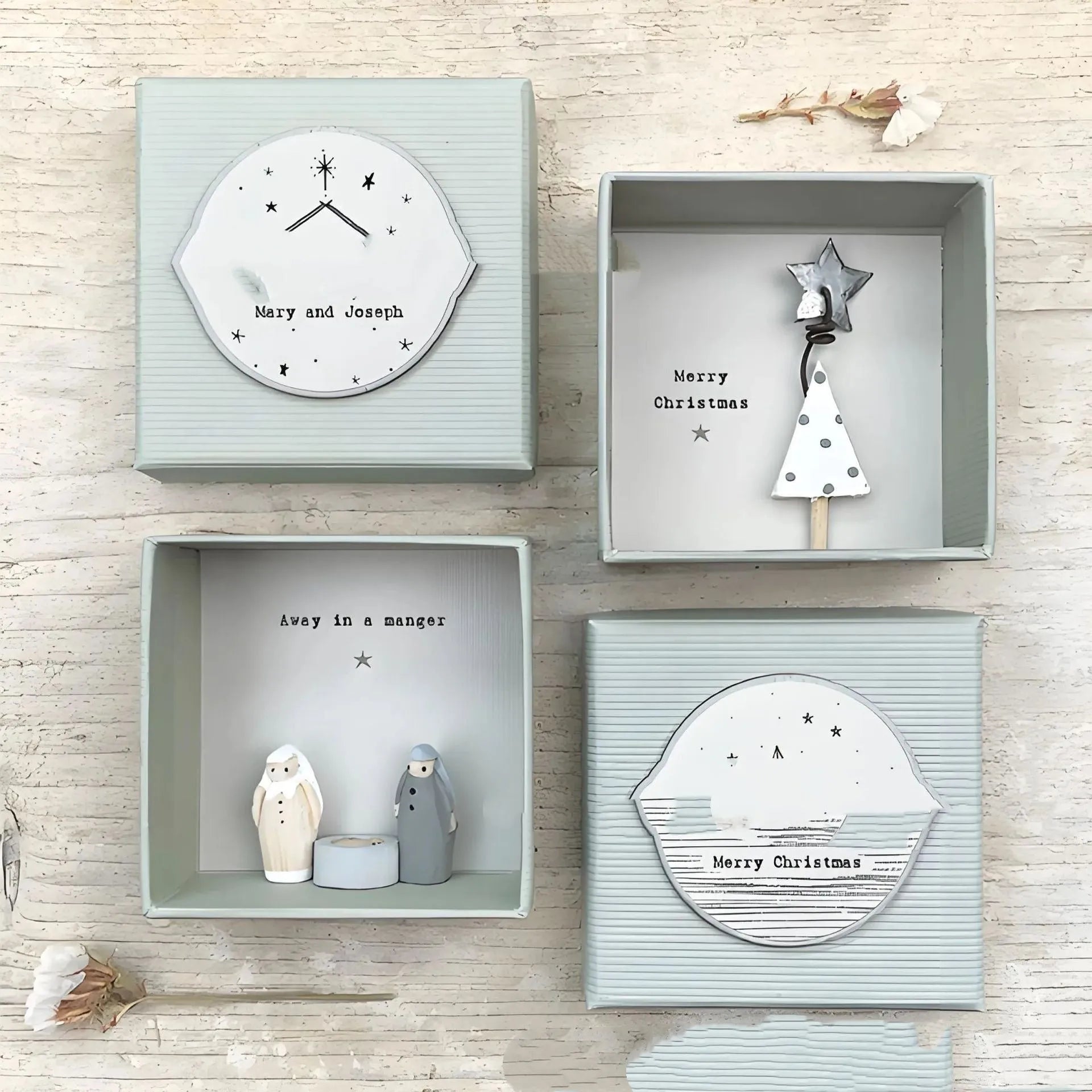Resin angel figurine ornament in modern simple cartoon style decorative design