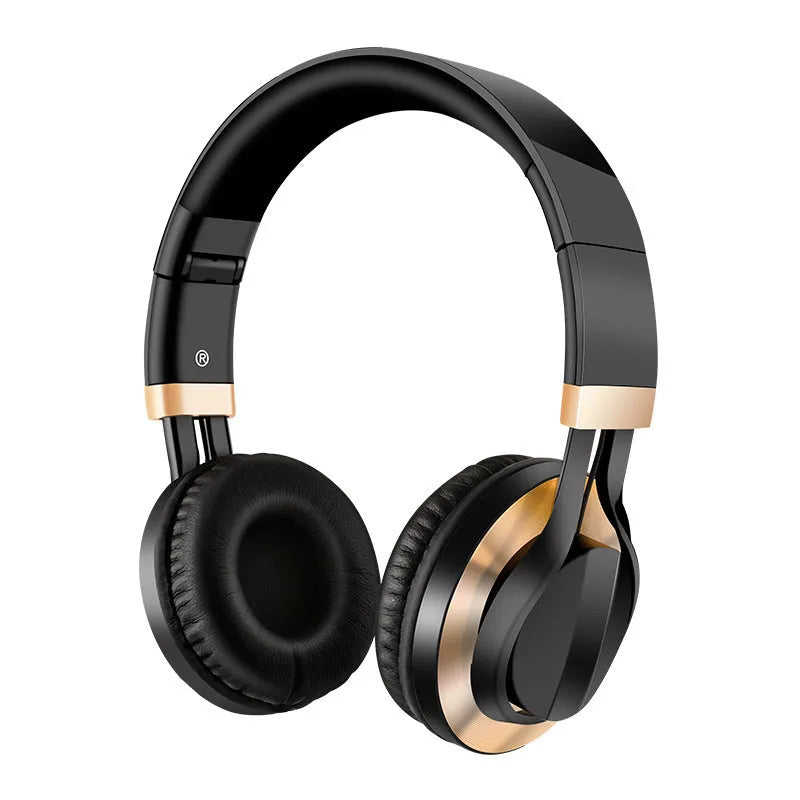 Wired over-ear headphones with microphone and 3.5mm plug in black colour variant.