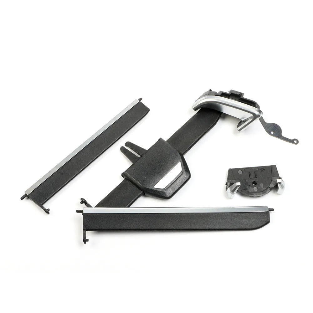 BMW front centre plastic air conditioning vent for G05 X5, G06 X6, G07 X7 models.