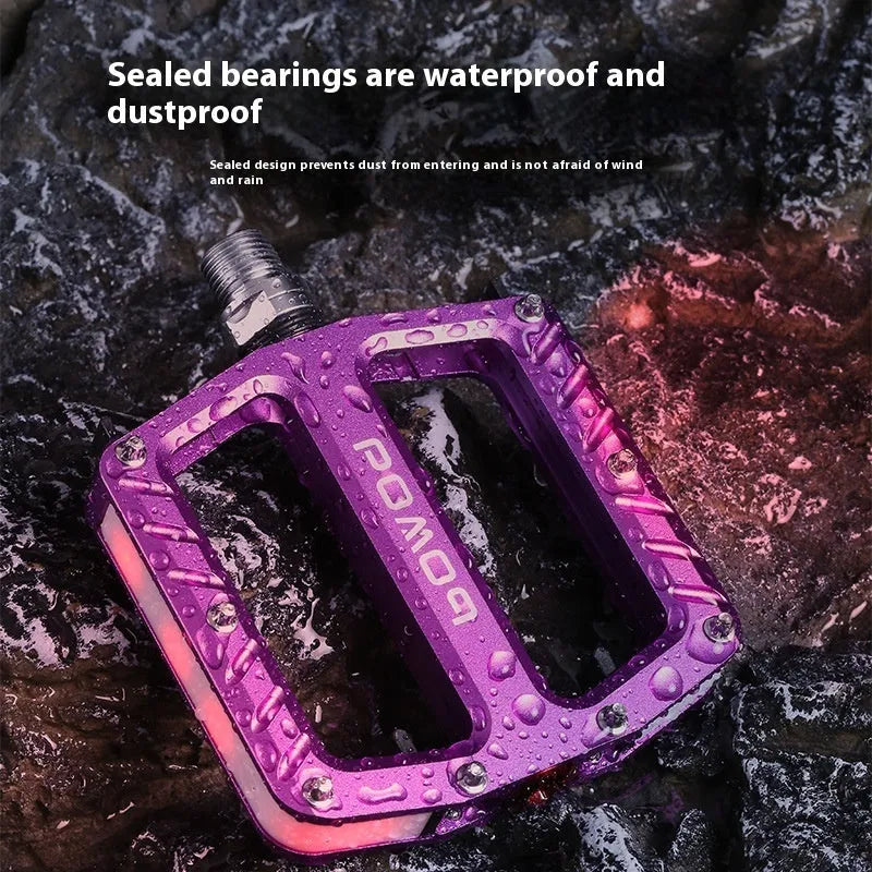 Aluminium alloy bicycle pedals with integrated 710LED luminous lighting in multiple colour options