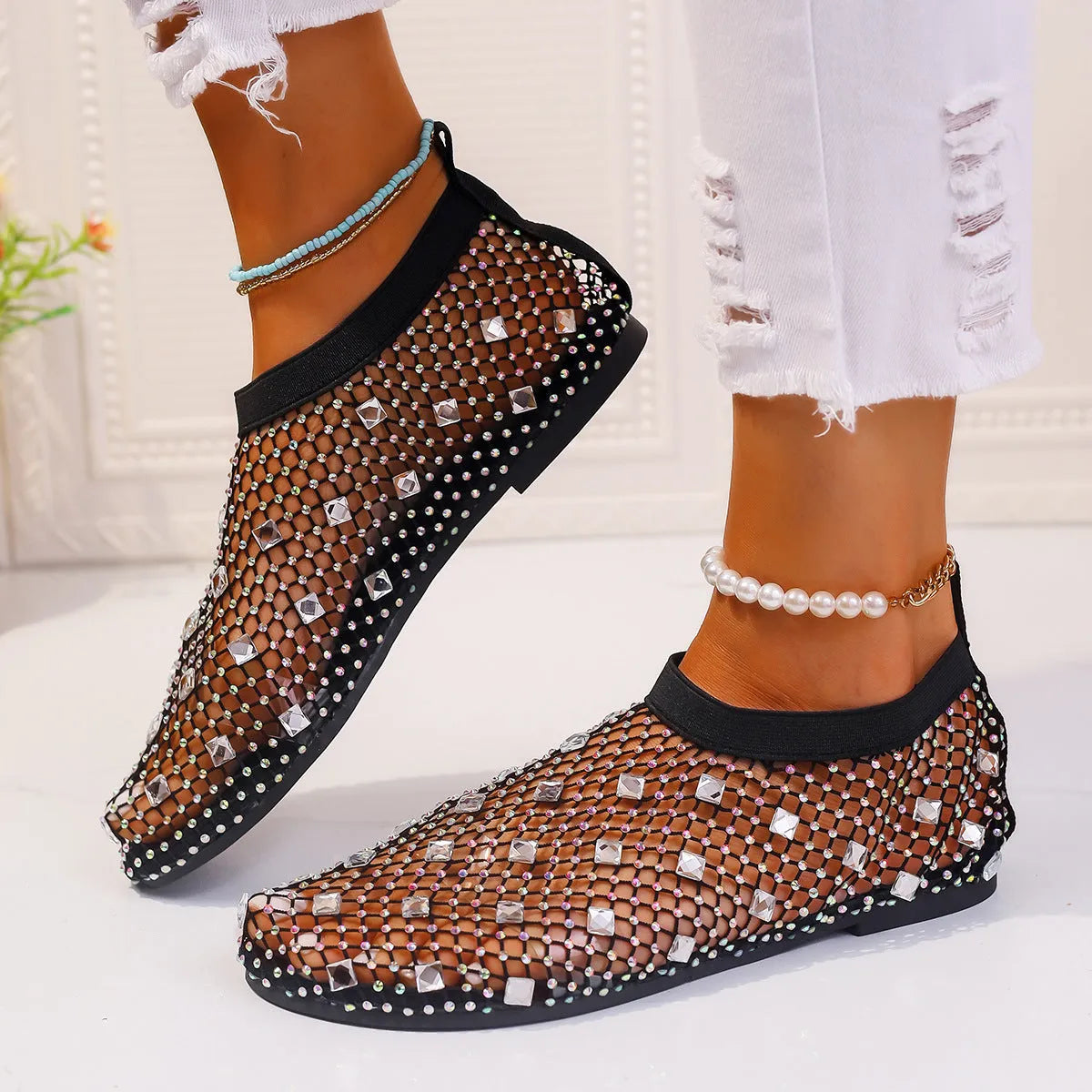 Women's mesh flat sandals with colourful rhinestone decoration and round toe