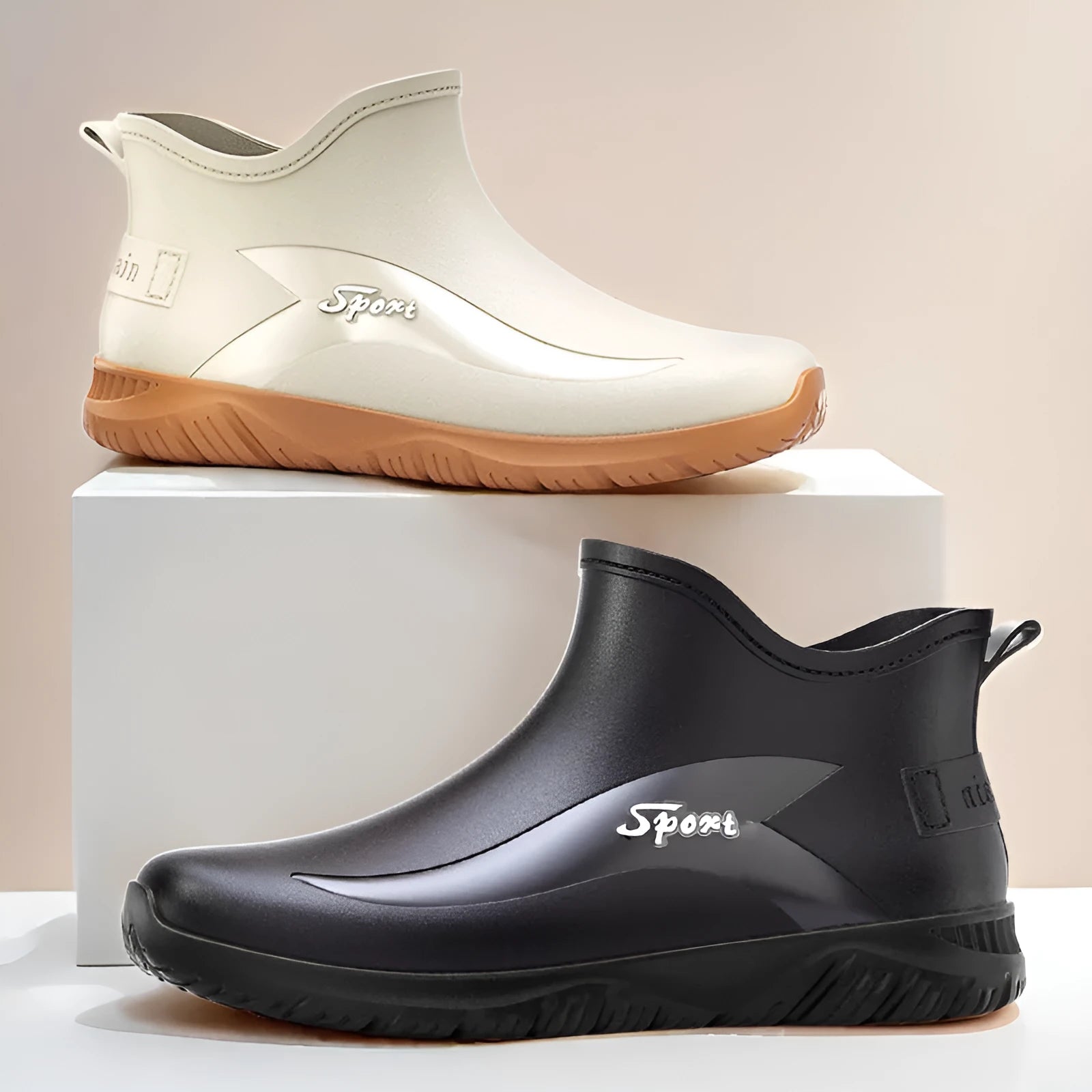 Men's short ankle-length rubber wellington boots with non-slip sole in beige and black colour options.