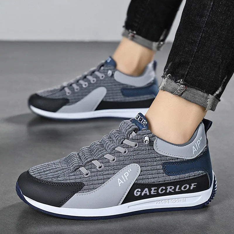 Men's green and grey mesh running shoes with low-top design and viscose soles