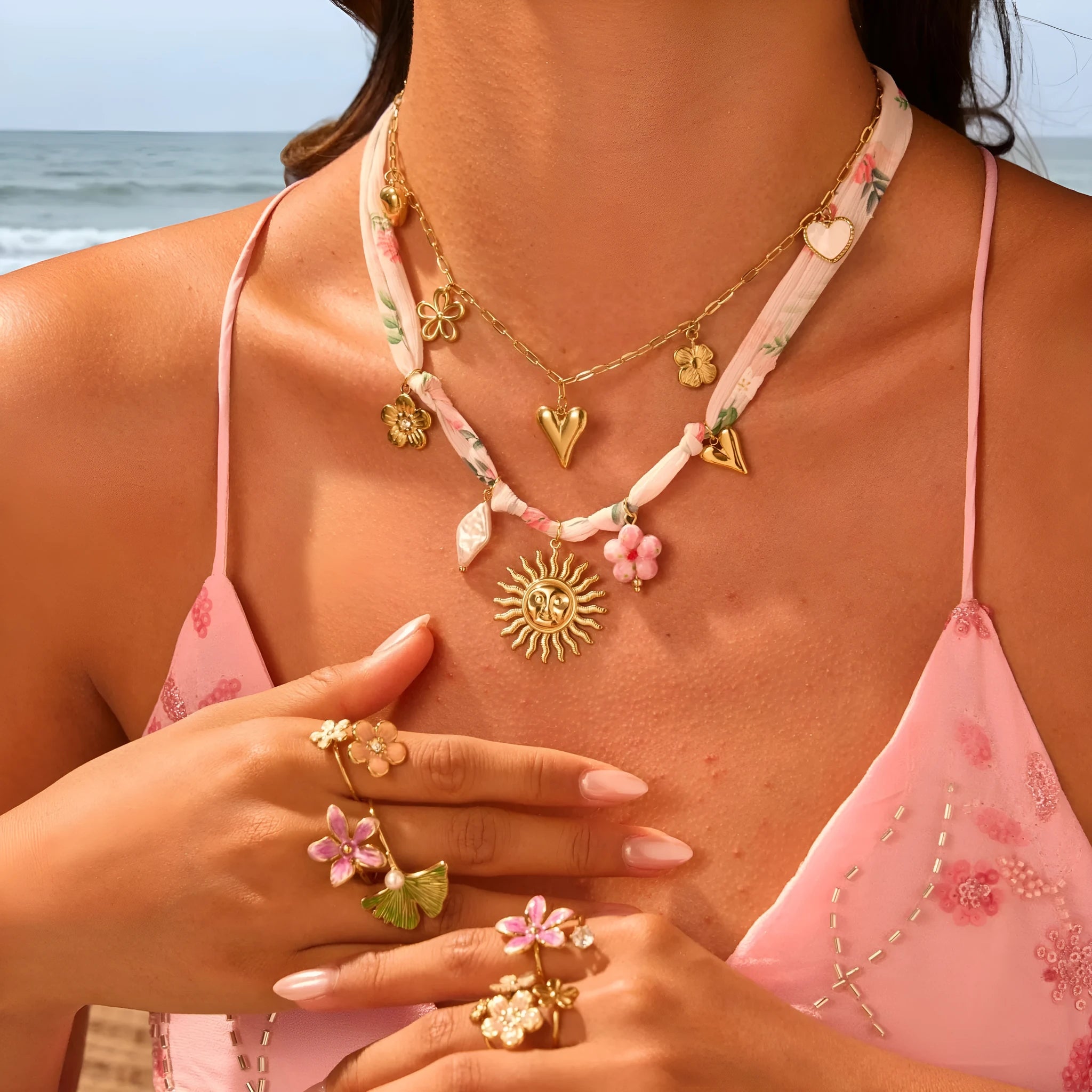 Stainless steel geometric pendant necklace with 18K gold electroplating on adjustable chain