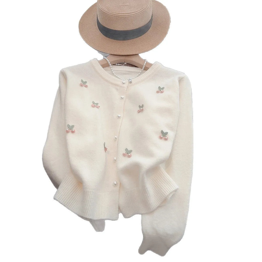 Women's cashmere French sweet cardigan sweater coat with beaded elements in slim fit design