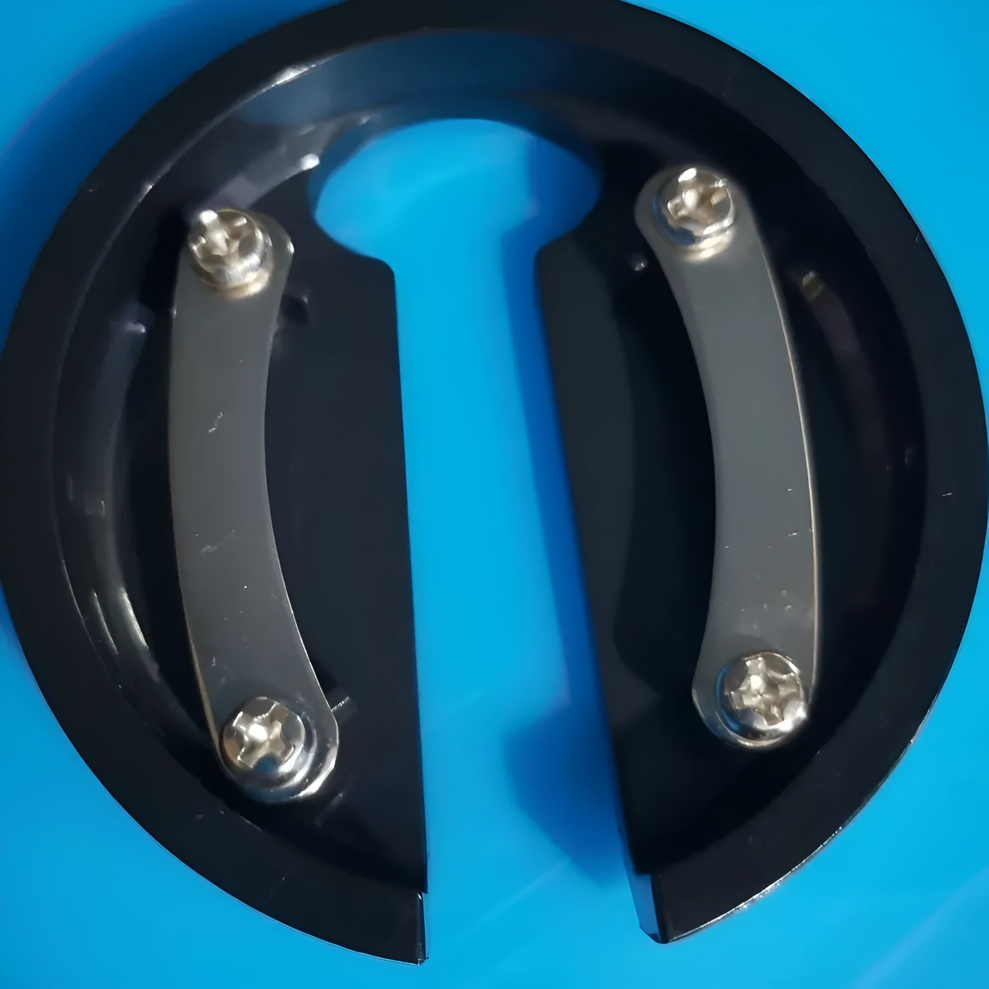 Stainless steel wine bottle opener and foil cutter kitchen tool
