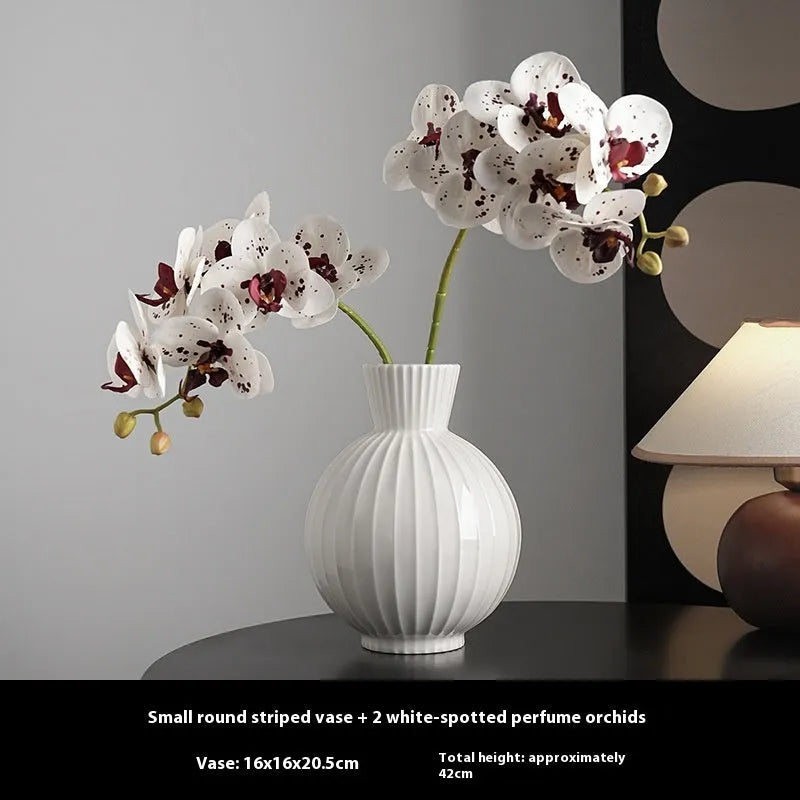 White ceramic vase with striped ball design in American country style for table decoration