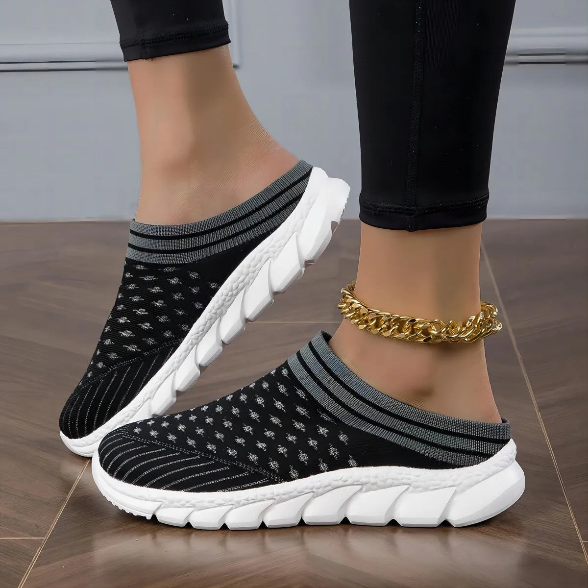 Women's Flyknit sports slipper shoes in striped pattern with height increasing sole
