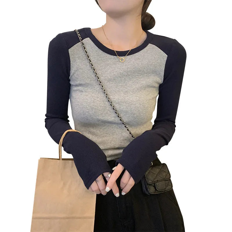 Women's oversized viscose top with long princess sleeves and embroidery in dark blue, black, or green