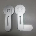Aluminium magnetic expansion bracket for notebook computers with arc-shaped magnetic strip