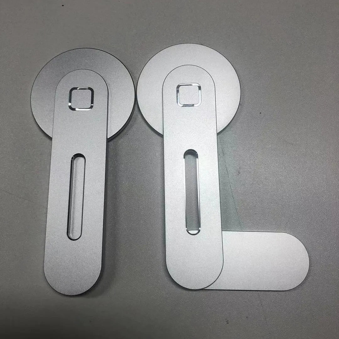 Aluminium magnetic expansion bracket for notebook computers with arc-shaped magnetic strip