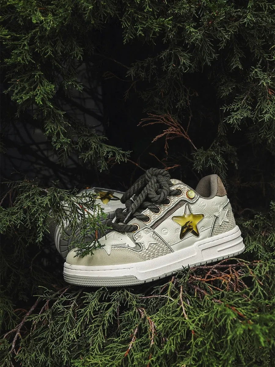Cowhide leather low-top platform running shoes in a tea colour with round toe and rubber sole.