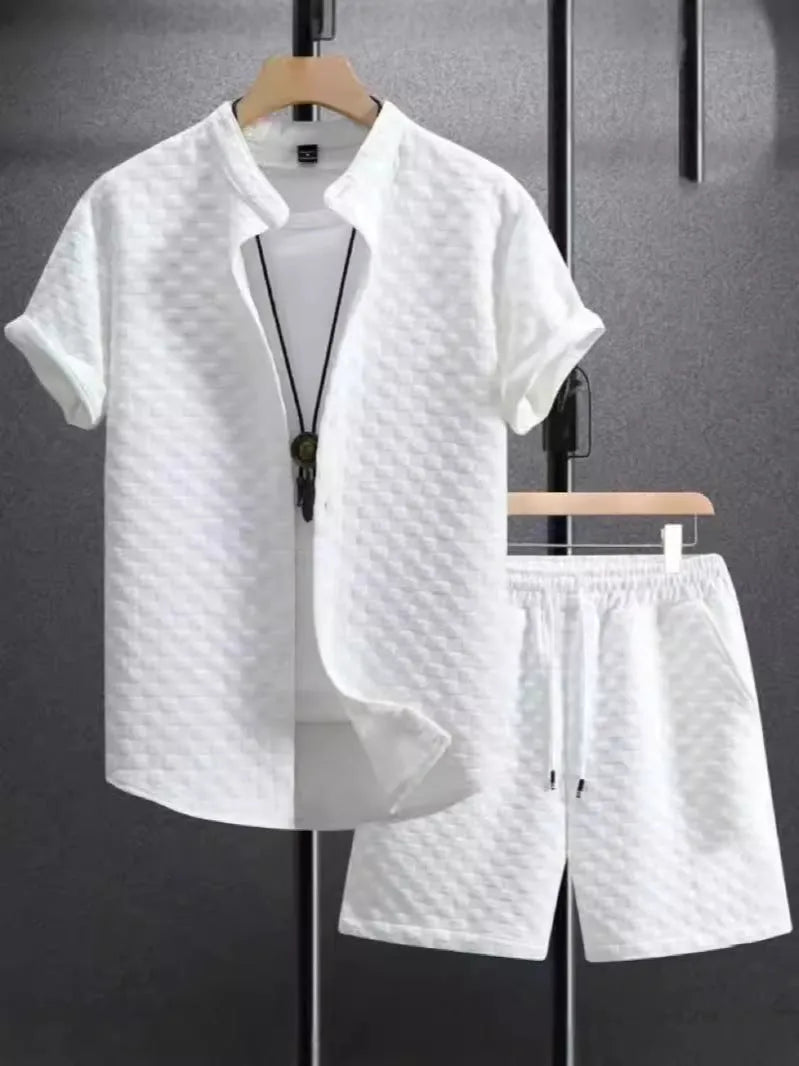 Men's Jacquard polyester blend short sleeve suit with matching shorts in solid colour
