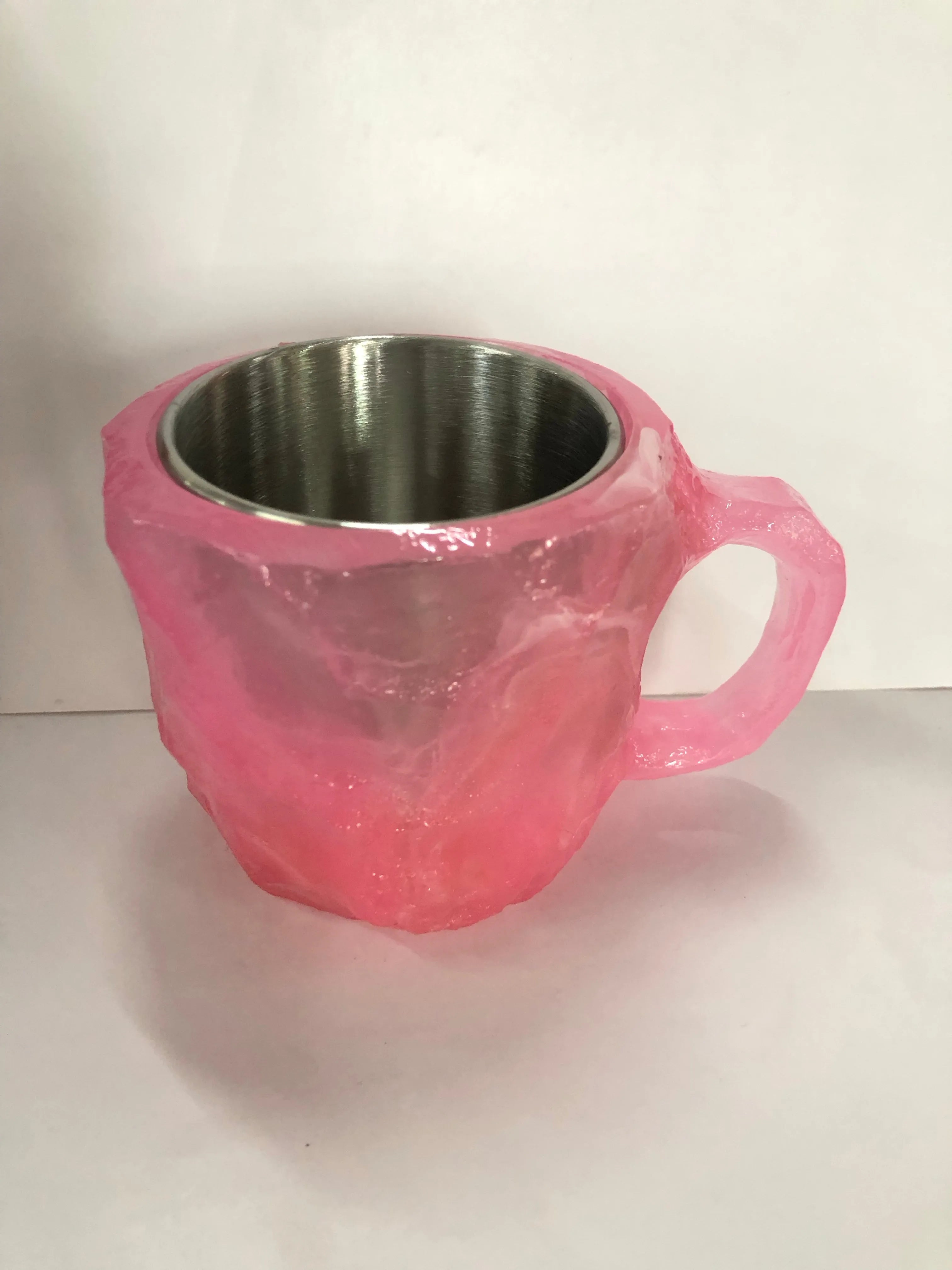 400ml resin coffee mug with mineral crystal design and handle in multiple colour options