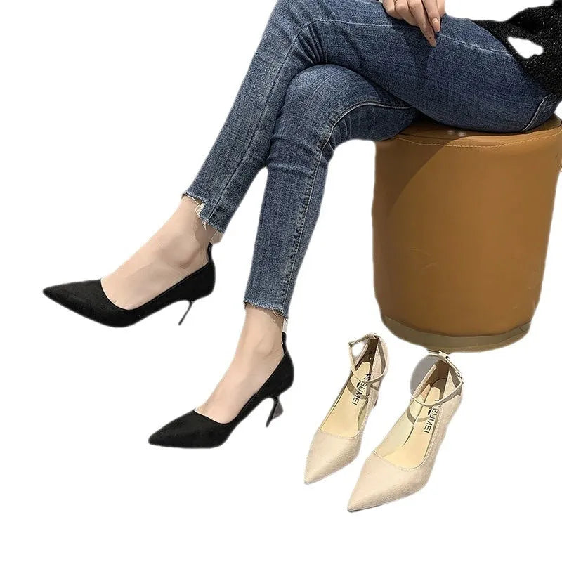 Women's black stiletto heels with skull pattern and buckle detail, 8cm heel height, rubber sole.