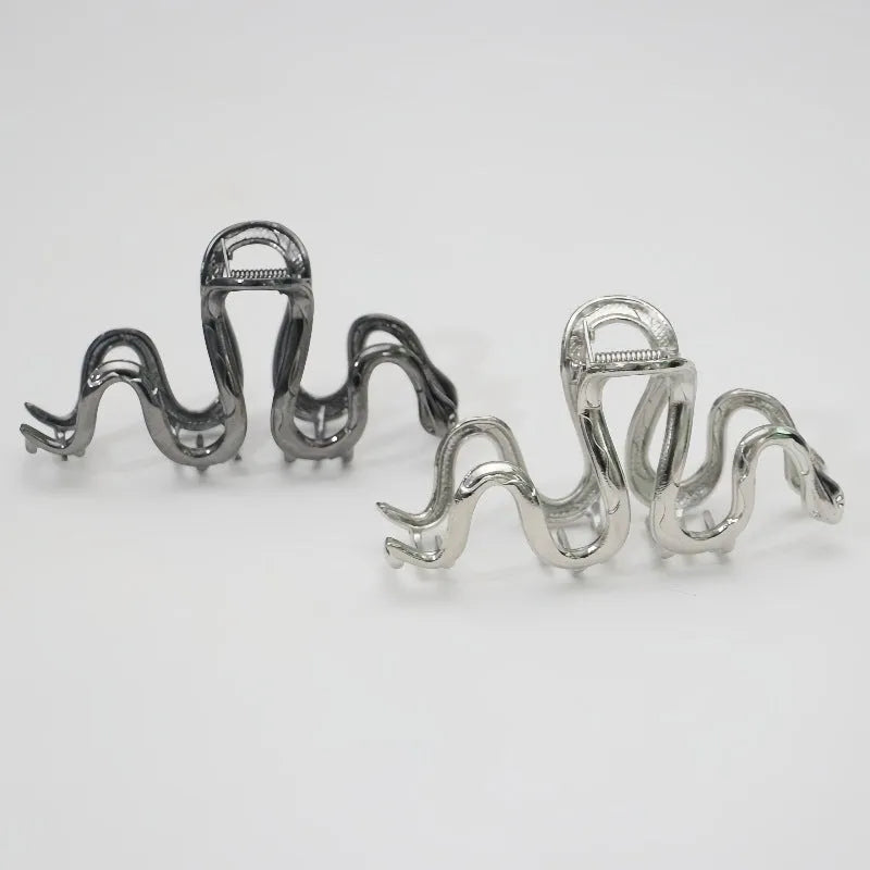 Slytherin serpentine metal hair clip measuring 10.5cm in silver or gun black