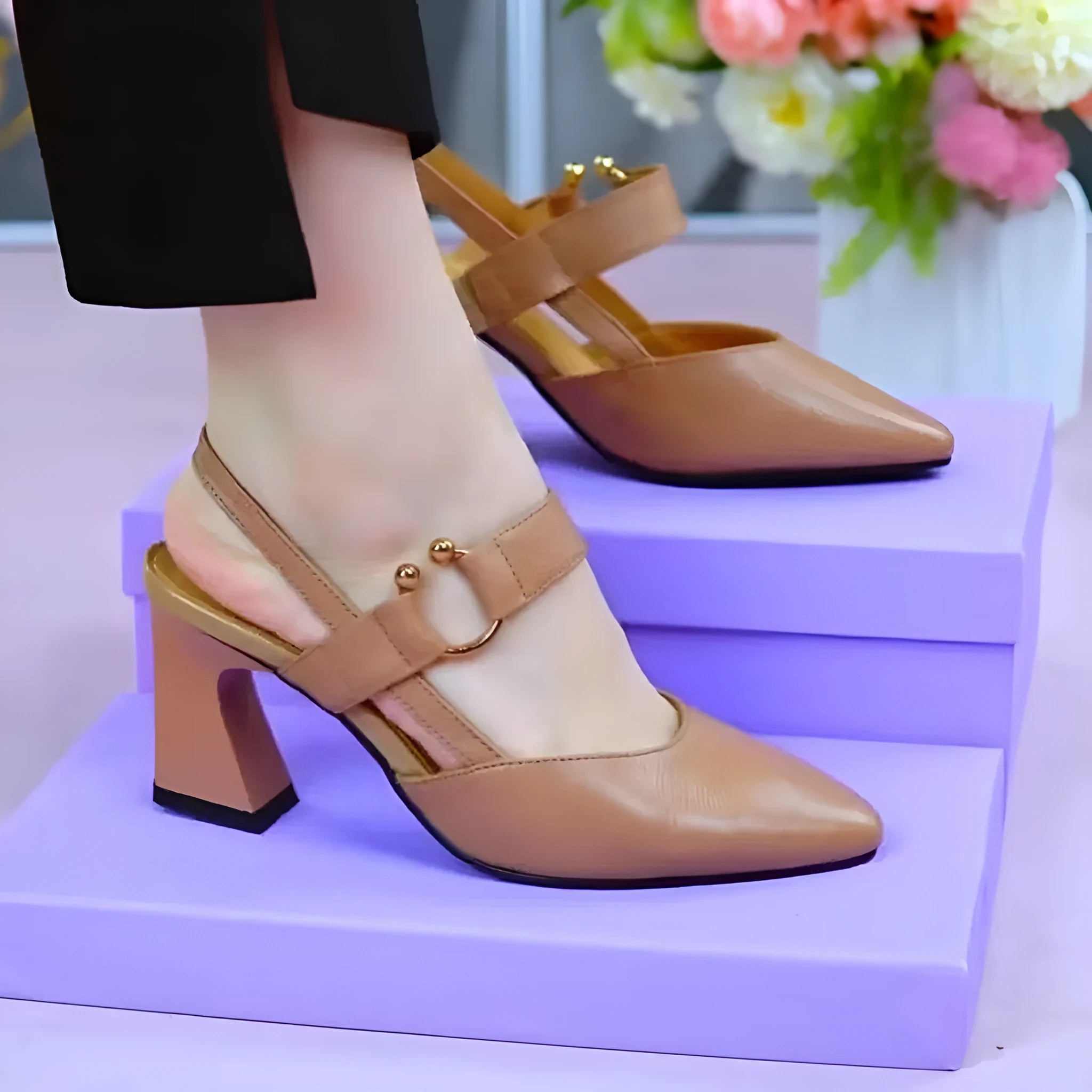 Women's black pigskin leather sandals with a closed toe, back, and a chunky block heel on a rubber sole.