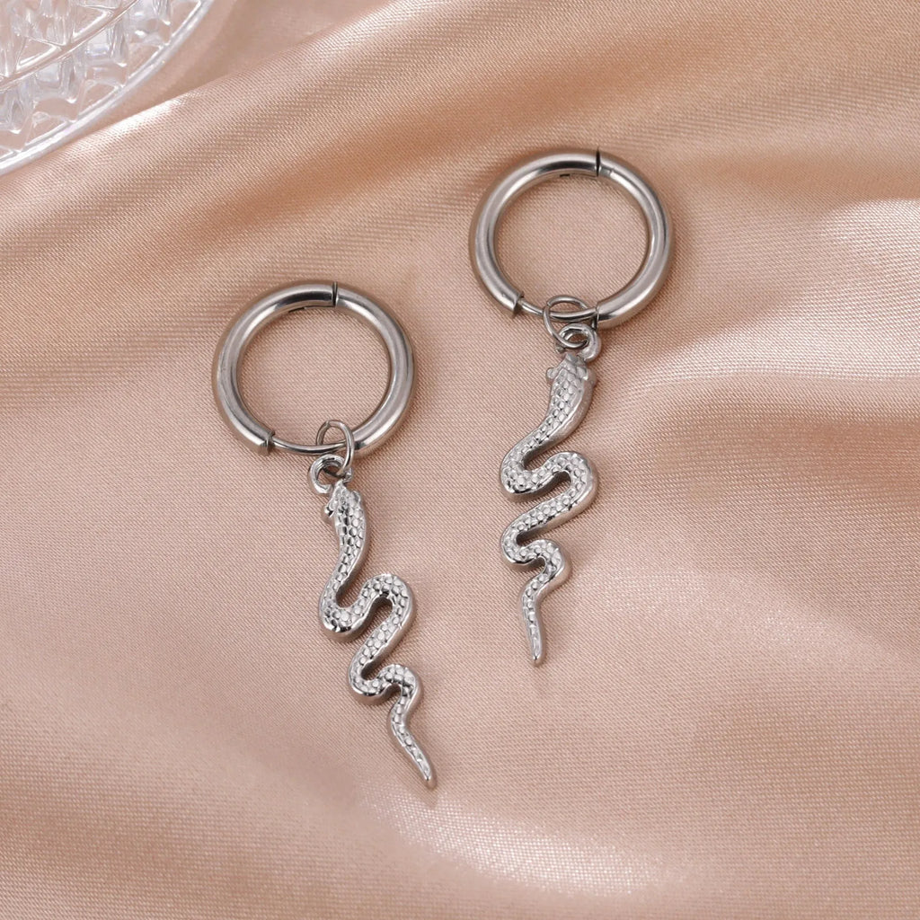 Gold plated stainless steel snake-shaped vintage clip earrings with animal modelling