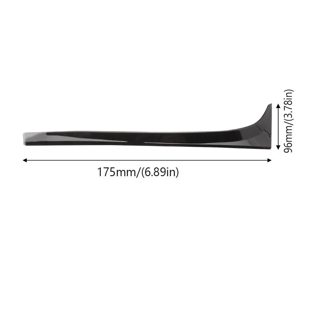 Black glossy and carbon grain rear window spoiler wings for Volkswagen Golf MK7 on a white background.