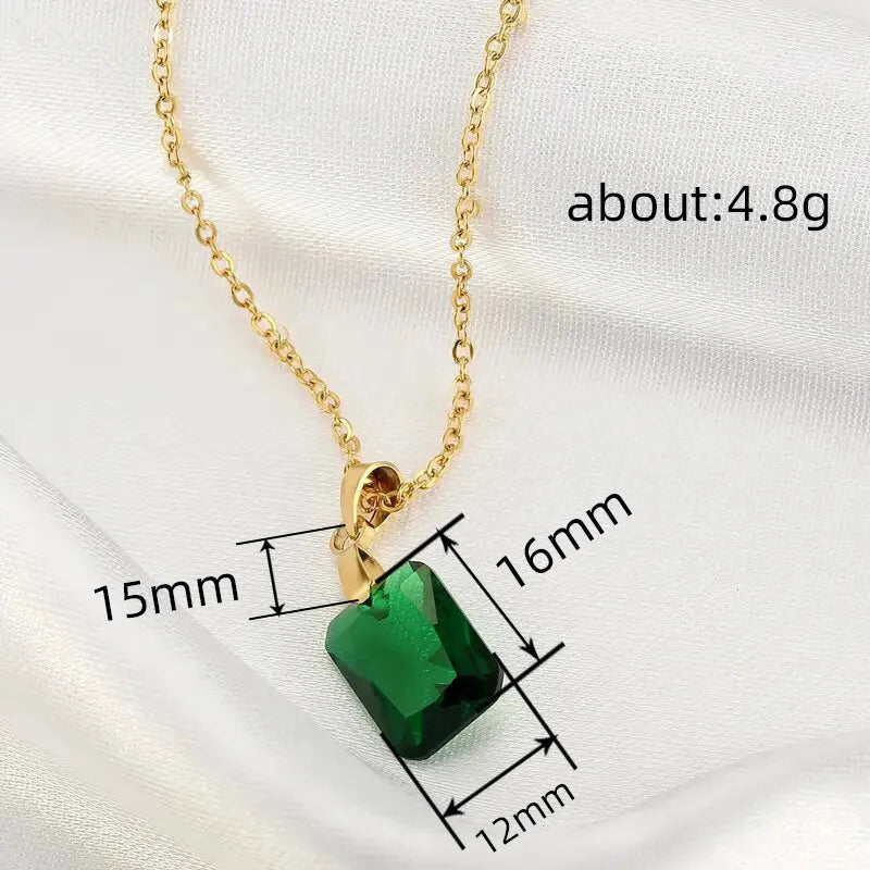 Copper rectangular geometric necklace with quadrilateral pendant on O-ring chain in green colour