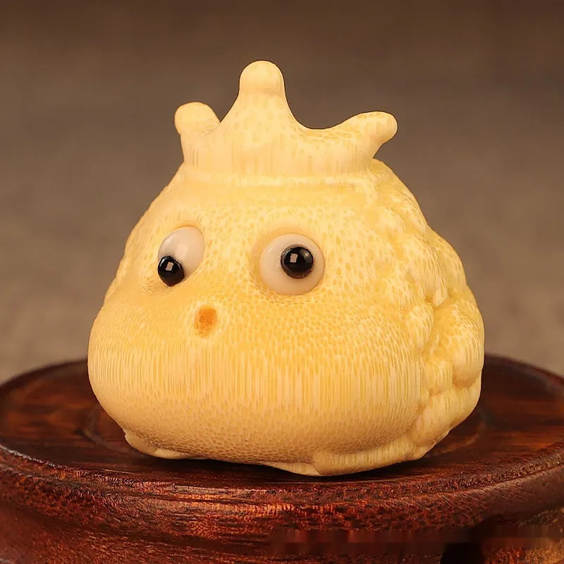 Solid bamboo carving of Crown Princess toad ornament in cute style