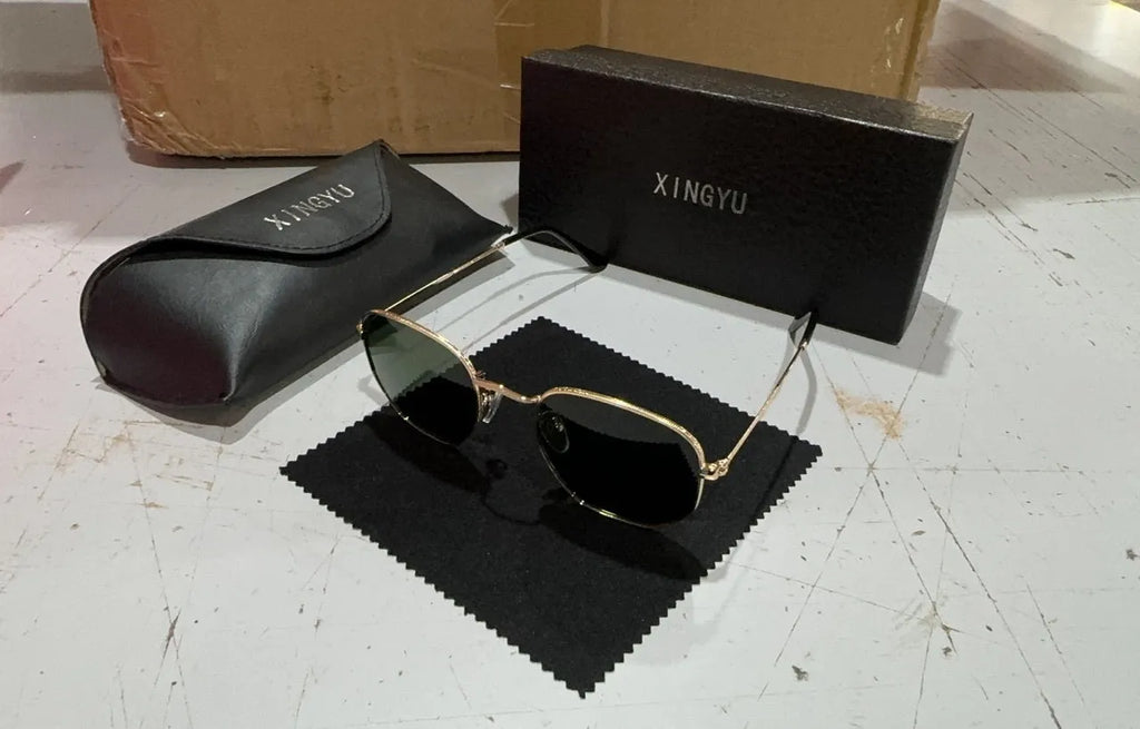 Men's classic round sunglasses with retro design in multiple colour options