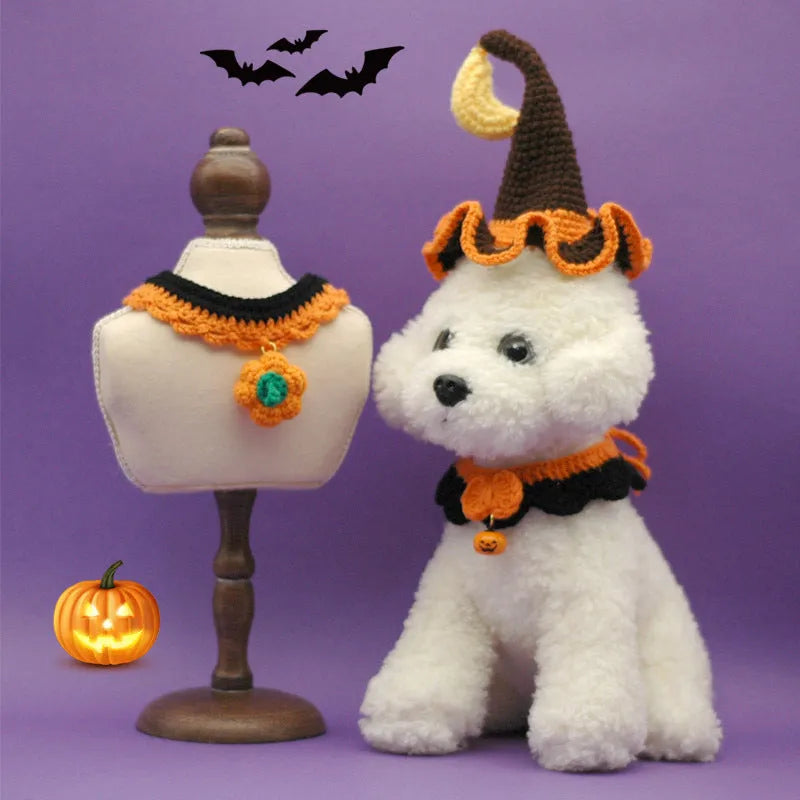 Hand-crocheted wool pet collar with pumpkin design for Halloween in adjustable sizes
