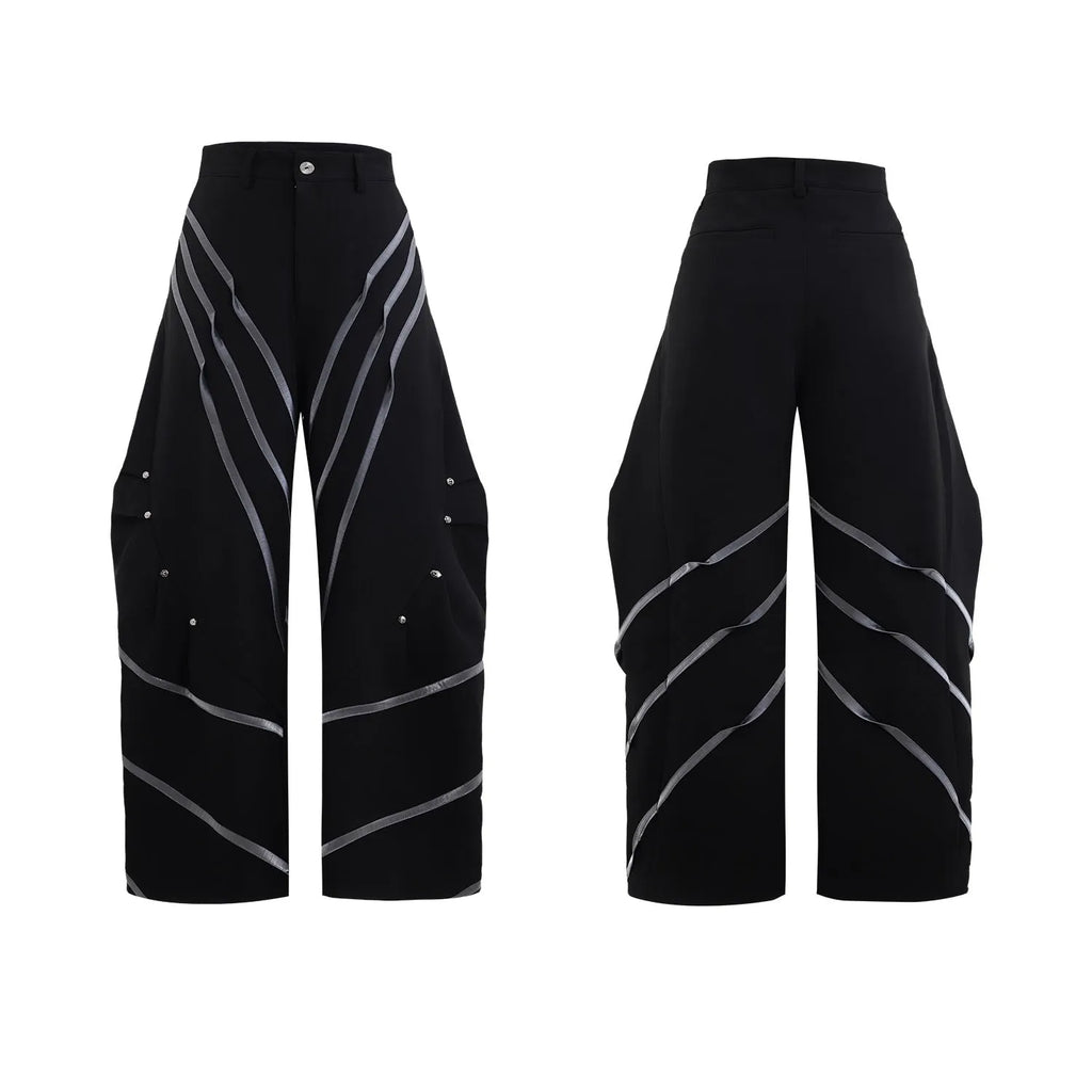 Men's polyester trousers with metal striped rivet pleats and three-dimensional cutting in black and white colour options