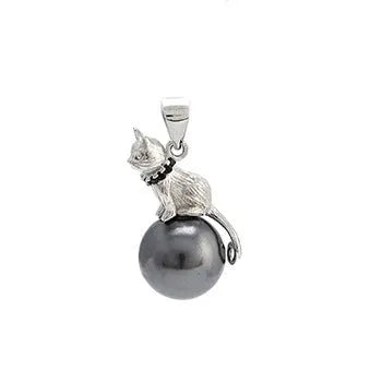 925 sterling silver cat pendant necklace with electroplated finish on model