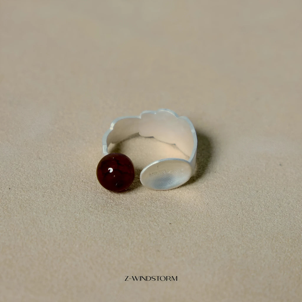 Alloy diamond-shaped ring and bracelet set with small spoon, electroplated finish.