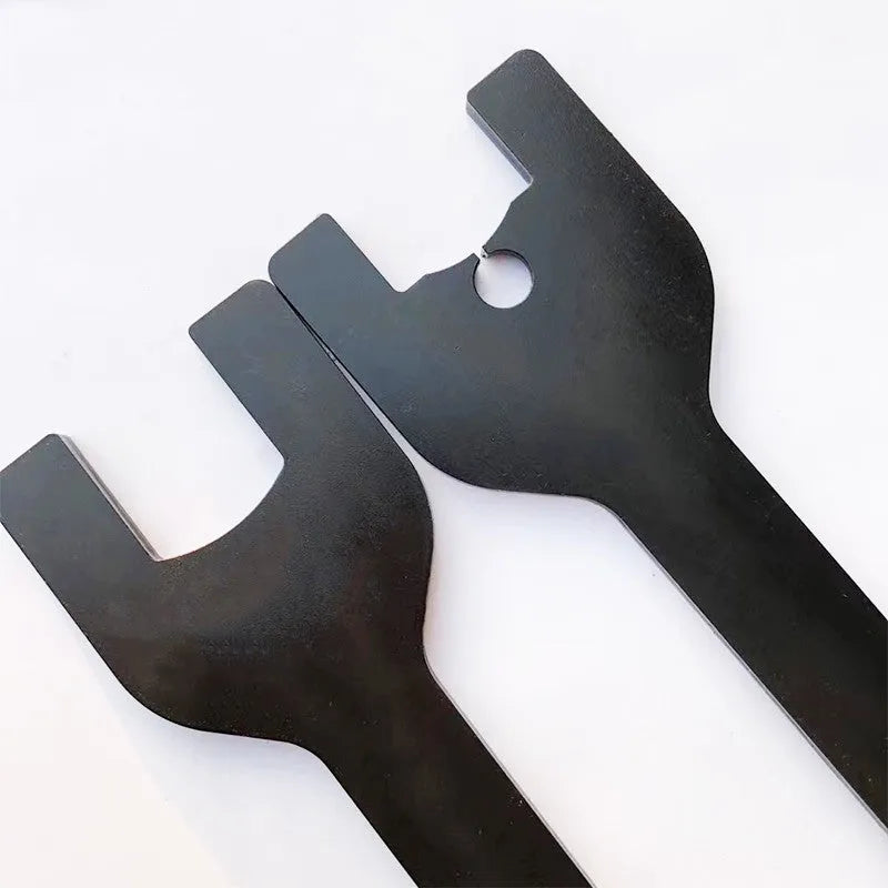 Land Rover fan wrench set with 36mm spanner and 40mm spanner with hole made from alloy steel.