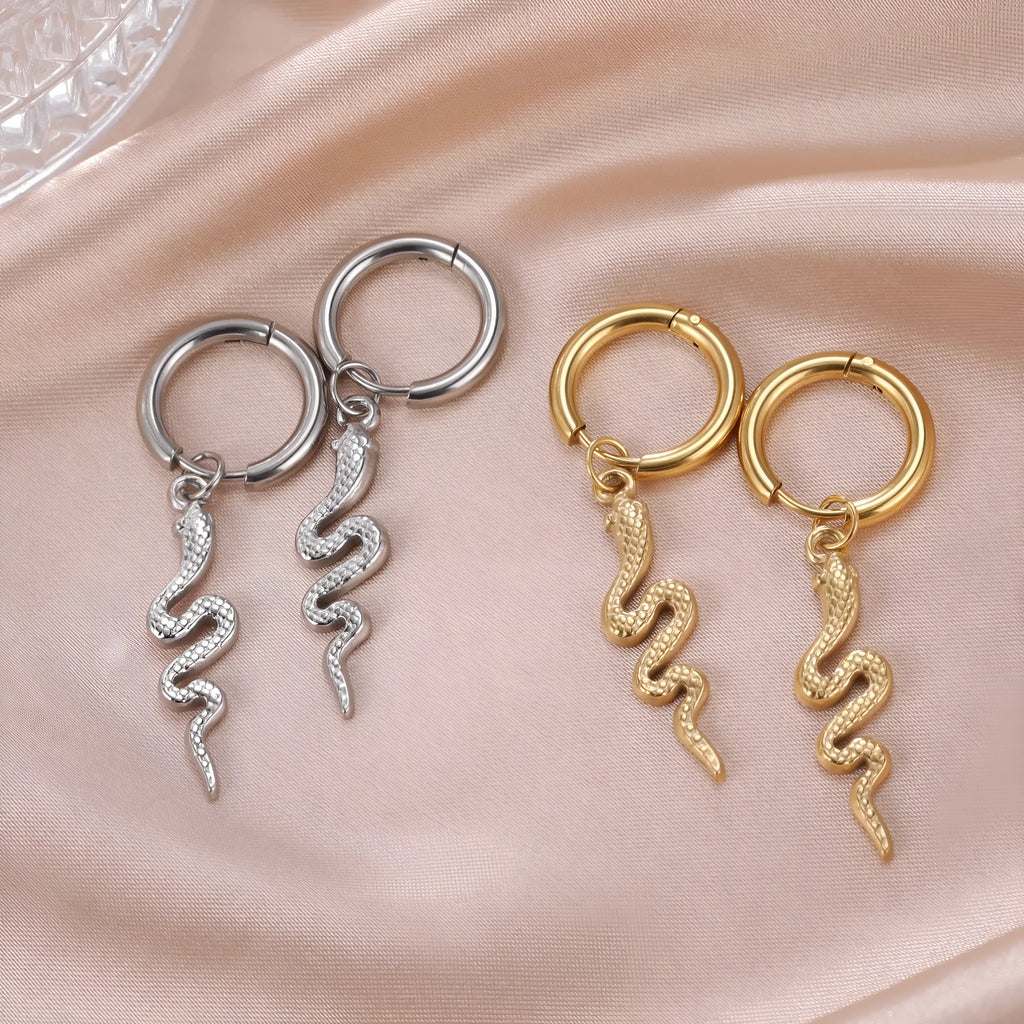 Gold plated stainless steel snake-shaped vintage clip earrings with animal modelling